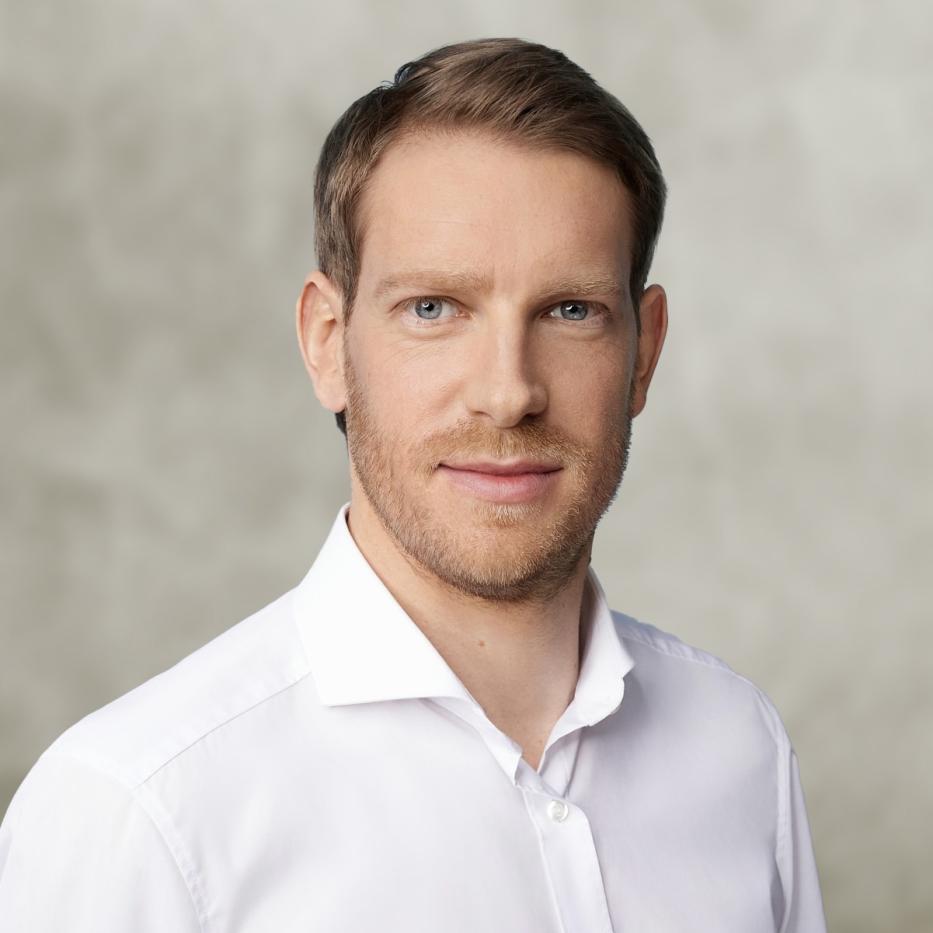 Porträt von Robin Stoffers, Managing Director von ClimatePartner Impact
